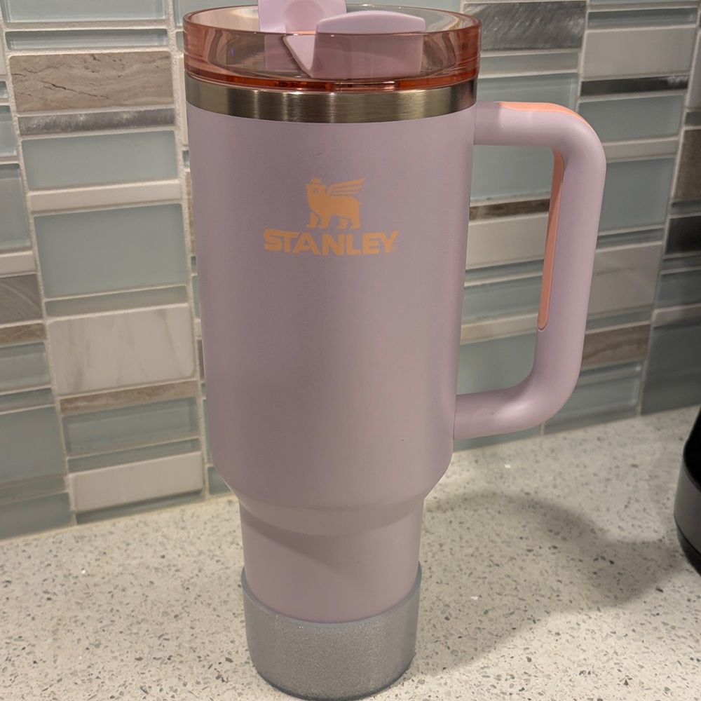 40 Oz Stanley Pastel Purple Travel Tumbler with Handle